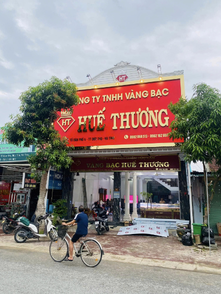 BẢNG HIỆU TIỆM VÀNG HUẾ THƯƠNG