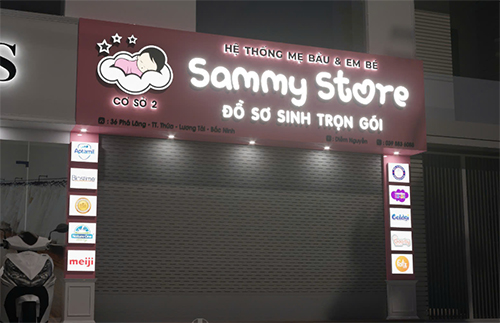 Bảng hiệu Shop Mẹ Bầu và em Bé 3